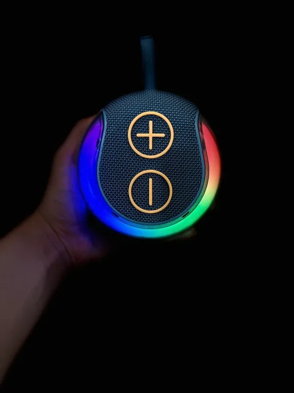 Loa Bluetooth Mini S260 Công Suất 7W Đèn Led RGB Hỗ Trợ Kết Nối USB Thẻ Nhớ RADIO FM Tiện Lợi Âm thanh hay Bass Mạnh pin trâu 1200mah