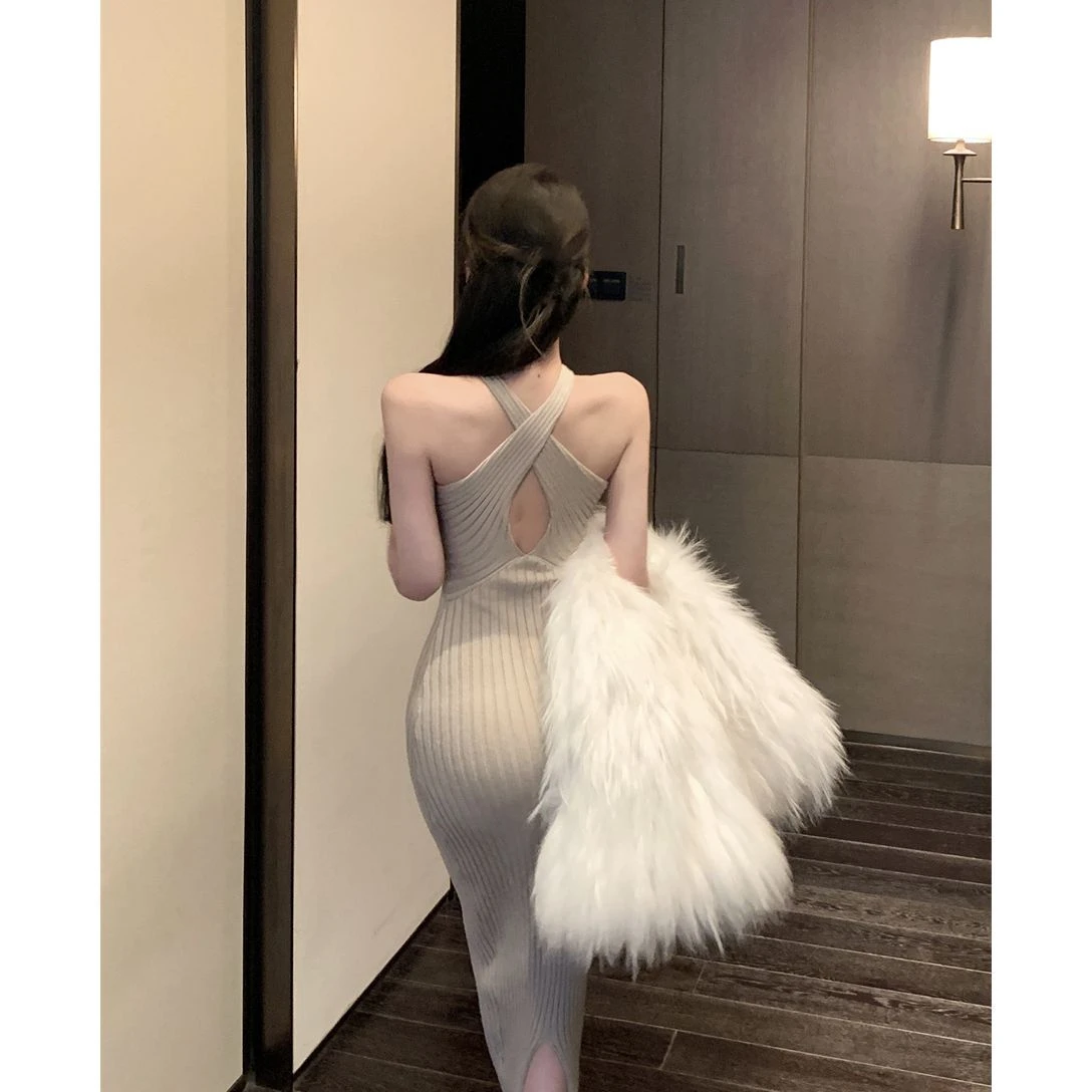 Váy cổ yếm body dệt kim hở lưng gợi cảm hoàng đi tiệc tinh tế sang trọng ôm body